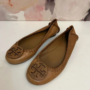! Tory Burch Pebble Leather Logo Slip On Ballet Flat Shoes Camel Women’s S…